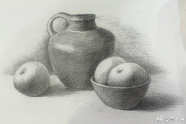 陶瓷罐子与水果组合静物素描的画法 陶瓷质感的画法 比例构图