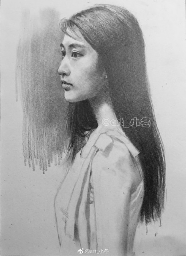 甜美气质长发女生侧身半身像素描手绘画教程图片 气质