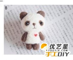 可爱棕黑色的小熊猫羊毛毡摆件 呆萌可爱小熊猫 手工制作羊毛毡小熊猫教程图解_www.youyix.com